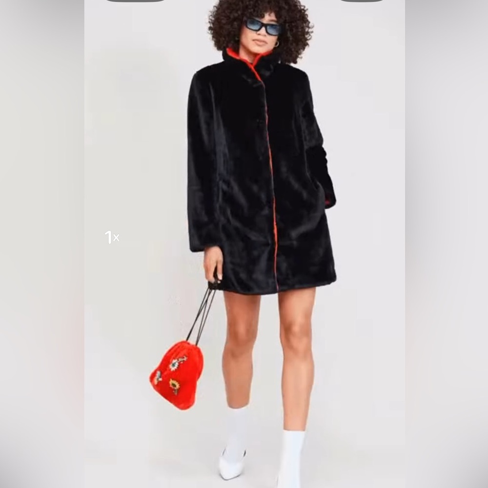 Madison Atia Luxury Faux Fur Coat Soft Black Red Sustainable Teddy Violette MA